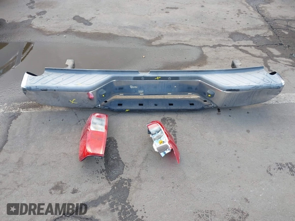 2010 Nissan Frontier SE с VIN 1N6AD0CU2AC438765, выставлен на аукционе IAAI как лот 41956355 с пробегом 123 007 миль миль и . История ставок и продаж доступна на DreamBid. Изображение 12.
