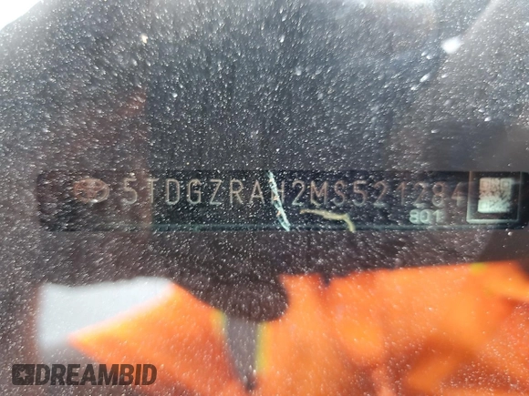 2021 Toyota Highlander XLE with VIN 5TDGZRAH2MS521284, listed as a Copart auction lot 59986685 with 106,610 mi miles and Salvage title. Bid and sale history available at DreamBid. Image 13.