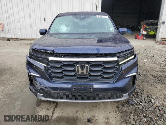2024 Honda Pilot EX-L 8 Passenger with VIN 5FNYG1H43RB040972, listed as a Copart auction lot 47807115 with 8,930 mi miles and Salvage Title. Bid and sale history available at carsss.com. Image 5.