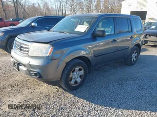 2013 Honda Pilot LX with VIN 5FNYF4H25DB073872, listed as a IAAI auction lot 41901435 with 171,529 mi miles. Bid and sale history available at carsss.com. Image 17.