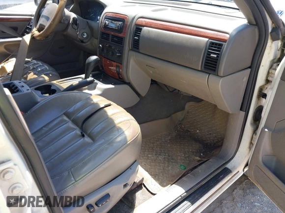 1999 Jeep Grand Cherokee Limited with VIN 1J4G268S1XC700940, listed as a IAAI auction lot 42328781 with 315,142 mi miles and . Bid and sale history available at DreamBid. Image 5.