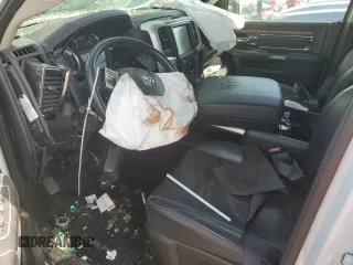 2016 Ram 1500 Laramie z VIN 1C6RR7NM9GS127353, wystawiony jako Copart lot #51523755 z przebiegiem Nie podano mil oraz Szkoda całkowita • Salvage title. Historia ofert i sprzedaży dostępna na DreamBid. Obrazek 7.