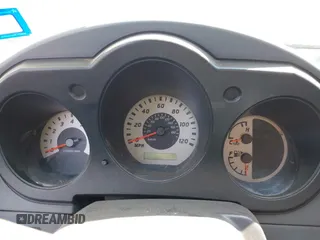 2004 Nissan Frontier XE z VIN 1N6DD26T14C479565, wystawiony jako IAAI lot #42010408 z przebiegiem Nie podano mil oraz . Historia ofert i sprzedaży dostępna na DreamBid. Obrazek 7.