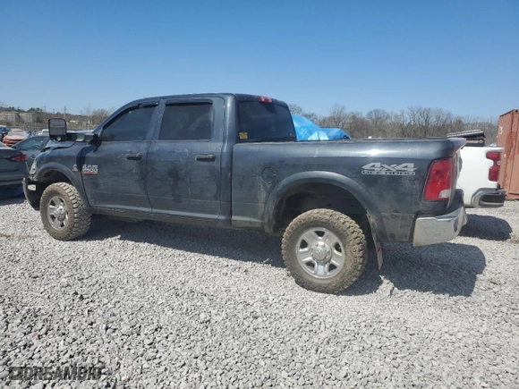 2018 Ram 2500 Tradesman with VIN 3C6UR5CL5JG189646, listed as a Copart auction lot 47490325 with 142,498 mi miles and Clean Title. Bid and sale history available at carsss.com. Image 2.