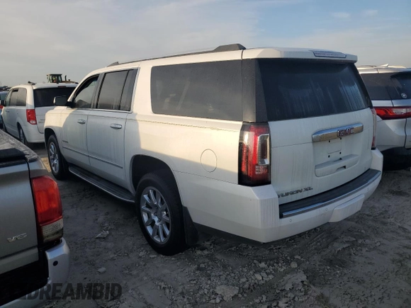 2019 GMC Yukon XL Denali with VIN 1GKS1HKJXKR266431, listed as a Copart auction lot 76197354 with 21,674 mi miles and Non Repairable. Bid and sale history available at carsss.com. Image 2.