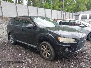2010 Mitsubishi Outlander GT z VIN JA4JT5AX1AZ003307, wystawiony jako IAAI lot #42231502 z przebiegiem 184 400 mil mil oraz . Historia ofert i sprzedaży dostępna na DreamBid. Obrazek 1.