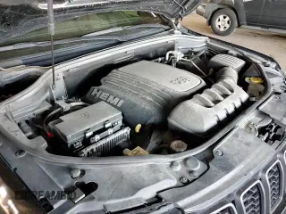 2020 Jeep Grand Cherokee Limited X z VIN 1C4RJFBT1LC375882, wystawiony jako Copart lot #57325485 z przebiegiem 9 283 mil mil oraz Czysty tytuł • Clean title. Historia ofert i sprzedaży dostępna na DreamBid. Obrazek 14.