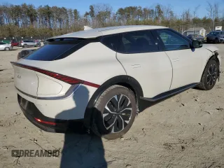 2022 Kia EV6 Wind with VIN KNDC3DLC4N5032784, listed as a Copart auction lot 46916385 with 70,102 mi miles and Salvage Title. Bid and sale history available at carsss.com. Image 3.
