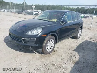 2011 Porsche Cayenne with VIN WP1AA2A27BLA02776, listed as a IAAI auction lot 42086369 with 139,059 mi miles. Bid and sale history available at carsss.com. Image 17.
