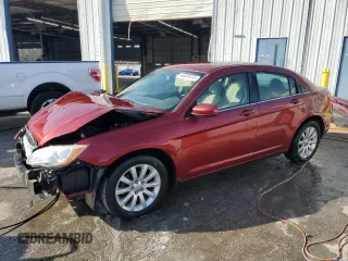 2012 Chrysler 200 Touring with VIN 1C3CCBBB4CN164152, listed as a Copart auction lot 48595435 with 189,122 mi miles and Salvage Title. Bid and sale history available at carsss.com. Image 1.
