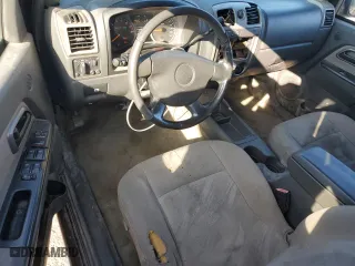 2005 Chevrolet Colorado 1SF LS Z71 with VIN 1GCDT136258159495, listed as a Copart auction lot 82419604 with 254,889 mi miles and Clean Title. Bid and sale history available at carsss.com. Image 8.