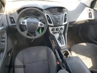 2014 Ford Focus SE with VIN 1FADP3F20EL135711, listed as a Copart auction lot 52580285 with 259,824 mi miles and Clean Title. Bid and sale history available at carsss.com. Image 8.