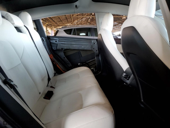 2020 Tesla Model 3 Standard Range Plus with VIN 5YJ3E1EA7LF614913, listed as a Copart auction lot 48518555 with 121,482 mi miles and Salvage Title. Bid and sale history available at carsss.com. Image 10.