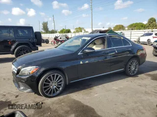 2019 Mercedes-Benz C 300 z VIN 55SWF8EB0KU318463, wystawiony jako Copart lot #54571785 z przebiegiem Nie podano mil oraz Szkoda całkowita • Salvage title. Historia ofert i sprzedaży dostępna na DreamBid. Obrazek 1.