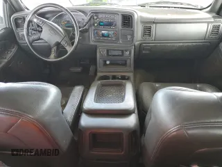 2004 Chevrolet Silverado 1500 Z71 with VIN 2GCEK19T441234008, listed as a Copart auction lot 43986885 with 298,530 mi miles and Salvage Title. Bid and sale history available at carsss.com. Image 8.