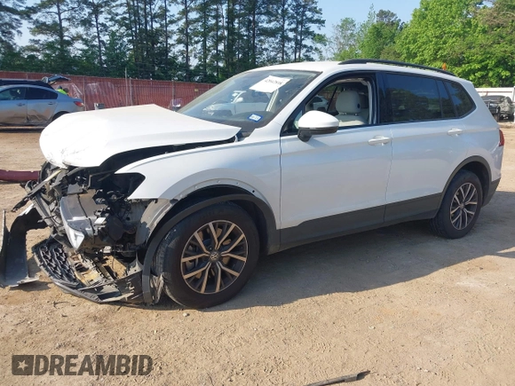 2021 Volkswagen Tiguan S с VIN 3VV1B7AX6MM110493, выставлен на аукционе IAAI как лот 42042818 с пробегом 49 745 миль миль и . История ставок и продаж доступна на DreamBid. Изображение 2.