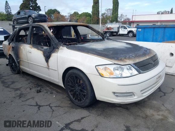2000 Toyota Avalon XL z VIN 4T1BF28B1YU010240, wystawiony jako IAAI lot #40956040 z przebiegiem Nie podano mil oraz . Historia ofert i sprzedaży dostępna na DreamBid. Obrazek 1.