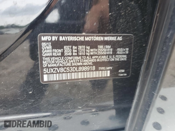 2013 BMW X5 xDrive50i z VIN 5UXZV8C53DL898918, wystawiony jako Copart lot #57604905 z przebiegiem 158 038 mil mil oraz Czysty tytuł • Clean title. Historia ofert i sprzedaży dostępna na DreamBid. Obrazek 13.