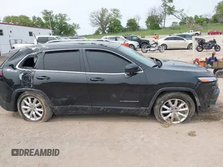 2016 Jeep Cherokee Limited с VIN 1C4PJMDS5GW121631, выставлен на аукционе IAAI как лот 42396837 с пробегом 146 374 миль миль и . История ставок и продаж доступна на DreamBid. Изображение 13.