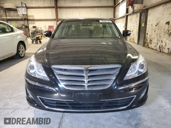 2013 Hyundai Genesis 3.8L z VIN KMHGC4DDXDU214241, wystawiony jako Copart lot #55467125 z przebiegiem 70 079 mil mil oraz Szkoda całkowita • Salvage title. Historia ofert i sprzedaży dostępna na DreamBid. Obrazek 5.