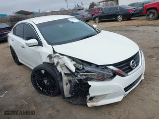 2018 Nissan Altima 2.5 SV with VIN 1N4AL3AP9JC150008, listed as a IAAI auction lot 41481389 with 104,796 mi miles. Bid and sale history available at carsss.com. Image 1.