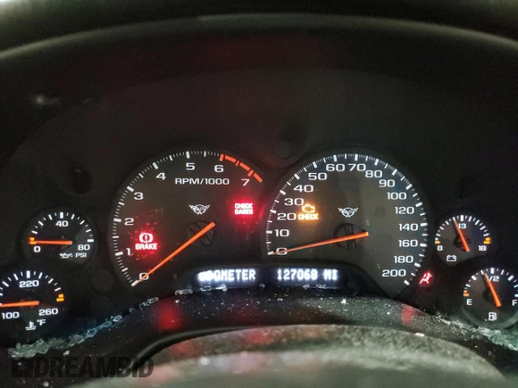 2004 Chevrolet Corvette with VIN 1G1YY22G345103917, listed as a Copart auction lot 88544315 with 127,068 mi miles and Salvage Title. Bid and sale history available at carsss.com. Image 9.
