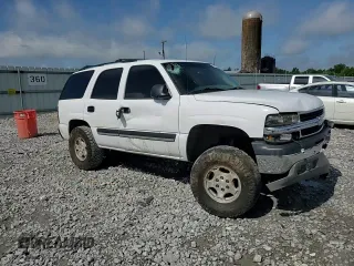 2004 Chevrolet Tahoe LS z VIN 1GNEC13V84R288076, wystawiony jako Copart lot #58320985 z przebiegiem 263 726 mil mil oraz Szkoda całkowita • Salvage title. Historia ofert i sprzedaży dostępna na DreamBid. Obrazek 13.