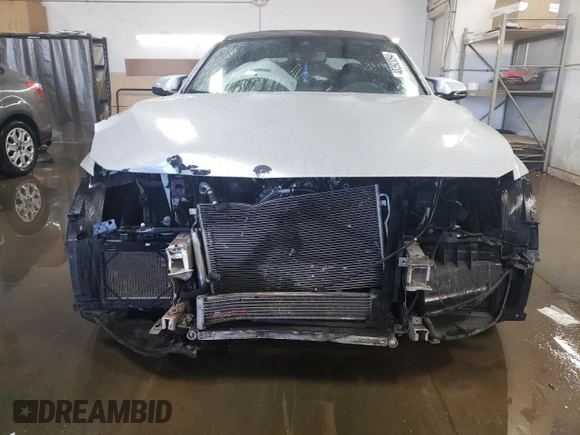 2015 BMW M3 with VIN WBS3C9C5XFJ276407, listed as a Copart auction lot 40392094 with 57,204 mi miles. Bid and sale history available at carsss.com. Image 5.