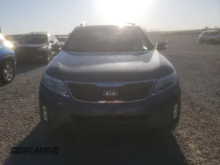 2014 Kia Sorento LX with VIN 5XYKT3A64EG501608, listed as a Copart auction lot 53149015 with 136,419 mi miles and Salvage Title. Bid and sale history available at DreamBid. Image 5.