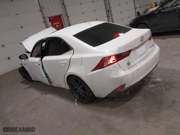 2014 Lexus IS 350 with VIN JTHBE1D29E5013852, listed as a IAAI auction lot 41342340 with 146,738 mi miles. Bid and sale history available at carsss.com. Image 3.