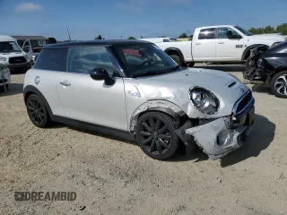 2016 MINI Hardtop S with VIN WMWXP7C54G2A42969, listed as a Copart auction lot 53910995 with 92,207 mi miles and Salvage title. Bid and sale history available at DreamBid. Image 4.