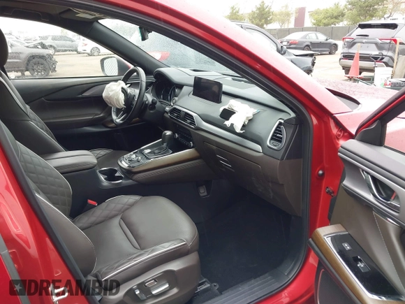 2021 Mazda CX-9 Signature with VIN JM3TCBEY0M0533350, listed as a IAAI auction lot 41804240 with 32,229 mi miles. Bid and sale history available at carsss.com. Image 5.