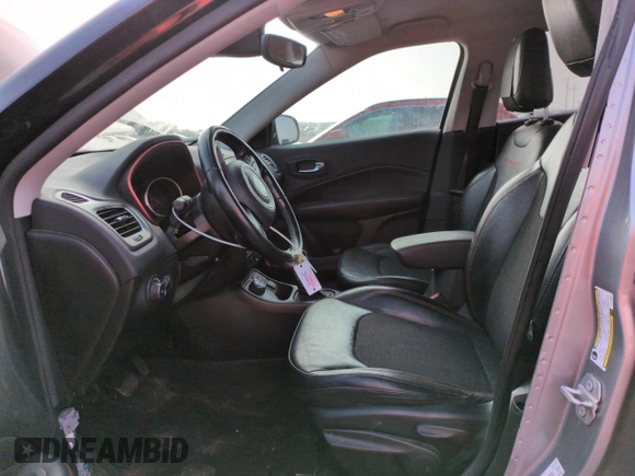 2020 Jeep Compass Trailhawk with VIN 3C4NJDDB1LT195653, listed as a Copart auction lot 82046974 with 119,007 mi miles and Salvage Title. Bid and sale history available at carsss.com. Image 7.