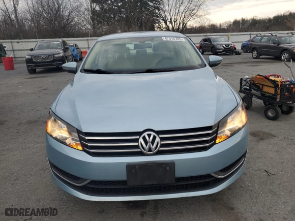 2012 Volkswagen Passat SE with VIN 1VWBP7A31CC059743, listed as a Copart auction lot 47315785 with 106,597 mi miles and Salvage Title. Bid and sale history available at carsss.com. Image 5.