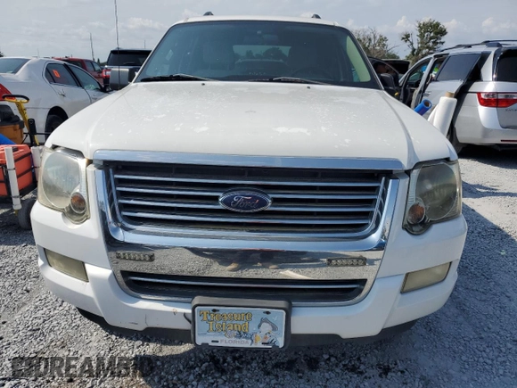 2008 Ford Explorer XLT z VIN 1FMEU73E98UA88637, wystawiony jako Copart lot #56281015 z przebiegiem 48 341 mil mil oraz Szkoda całkowita • Salvage title. Historia ofert i sprzedaży dostępna na DreamBid. Obrazek 5.