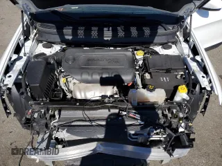 2019 Jeep Cherokee Latitude Plus with VIN 1C4PJMLB7KD469176, listed as a Copart auction lot 47461665 with 24,799 mi miles and Salvage Title. Bid and sale history available at carsss.com. Image 12.