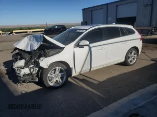 2015 Volvo V60 T5 Platinum z VIN YV1612SD2F1208462, wystawiony jako Copart lot #53844705 z przebiegiem 119 620 mil mil oraz Szkoda całkowita • Salvage title. Historia ofert i sprzedaży dostępna na DreamBid. Obrazek 1.