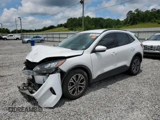 2020 Ford Escape SEL z VIN 1FMCU0H64LUA80745, wystawiony jako Copart lot #56373635 z przebiegiem 142 116 mil mil oraz Szkoda całkowita • Salvage title. Historia ofert i sprzedaży dostępna na DreamBid. Obrazek 1.