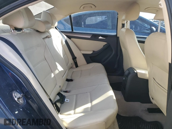 2014 Volkswagen Jetta TDI with VIN 3VWLL7AJ6EM261297, listed as a Copart auction lot 44864455 with 161,206 mi miles and Clean title. Bid and sale history available at DreamBid. Image 10.