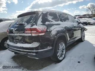 2019 Volkswagen Atlas 3.6L V6 SE w/Technology R-Line with VIN 1V2XR2CA1KC555219, listed as a Copart auction lot 86820824 with 111,747 mi miles and Salvage Title. Bid and sale history available at carsss.com. Image 3.