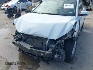 2018 Hyundai Kona SE with VIN KM8K1CAA0JU097513, listed as a IAAI auction lot 41579821 with 95,014 mi miles. Bid and sale history available at carsss.com. Image 6.