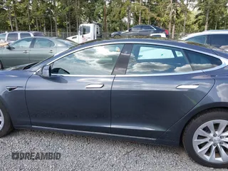 2017 Tesla Model S 100D with VIN 5YJSA1E27HF202563, listed as a IAAI auction lot 42460702 with 71,715 mi miles and . Bid and sale history available at DreamBid. Image 14.