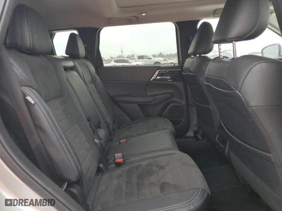 2023 Mitsubishi Outlander SE with VIN JA4J3UA83PZ058644, listed as a Copart auction lot 50313585 with 14,263 mi miles and Salvage Title. Bid and sale history available at carsss.com. Image 11.