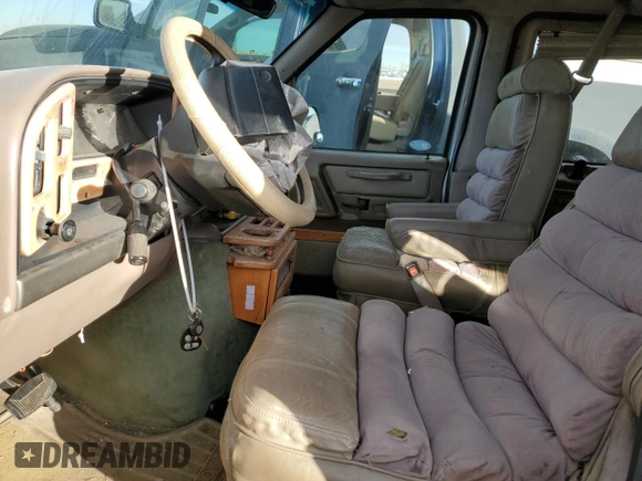1995 Ford Econoline Cargo with VIN 1FDEE14H4SHB36046, listed as a Copart auction lot 88537635 with Not Provided miles and Non Repairable. Bid and sale history available at DreamBid. Image 7.