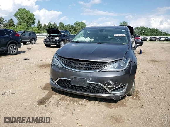 2018 Chrysler Pacifica Touring Plus with VIN 2C4RC1FG8JR365588, listed as a Copart auction lot 61787625 with 98,316 mi miles and Salvage title. Bid and sale history available at DreamBid. Image 14.