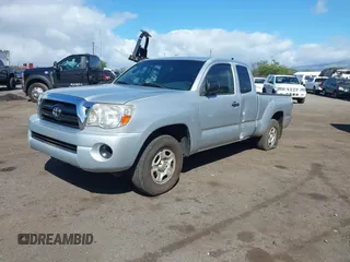 2006 Toyota Tacoma z VIN 5TETX22N86Z226440, wystawiony jako IAAI lot #41777871 z przebiegiem 218 222 mil mil oraz . Historia ofert i sprzedaży dostępna na DreamBid. Obrazek 17.