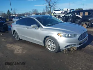 2013 Ford Fusion SE with VIN 3FA6P0H72DR200204, listed as a IAAI auction lot 41212133 with 126,830 mi miles. Bid and sale history available at carsss.com. Image 1.