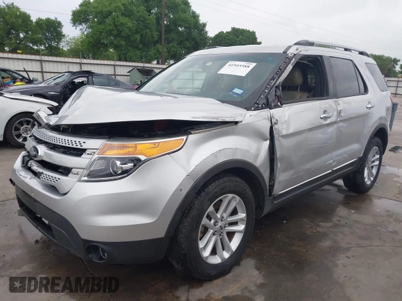 2014 Ford Explorer XLT with VIN 1FM5K7D88EGC22692, listed as a IAAI auction lot 41945588 with 84,129 mi miles. Bid and sale history available at carsss.com. Image 17.