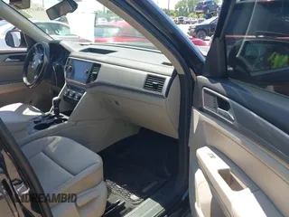 2018 Volkswagen Atlas SE с VIN 1V2KR2CA4JC519792, выставлен на аукционе IAAI как лот 42663715 с пробегом 124 682 миль миль и . История ставок и продаж доступна на DreamBid. Изображение 5.