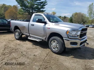 2022 Ram 2500 Tradesman with VIN 3C6MR5AJ6NG418830, listed as a Copart auction lot 55725515 with 27,887 mi miles and Salvage title. Bid and sale history available at DreamBid. Image 4.